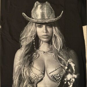 Renaissance World Tour T-Shirt